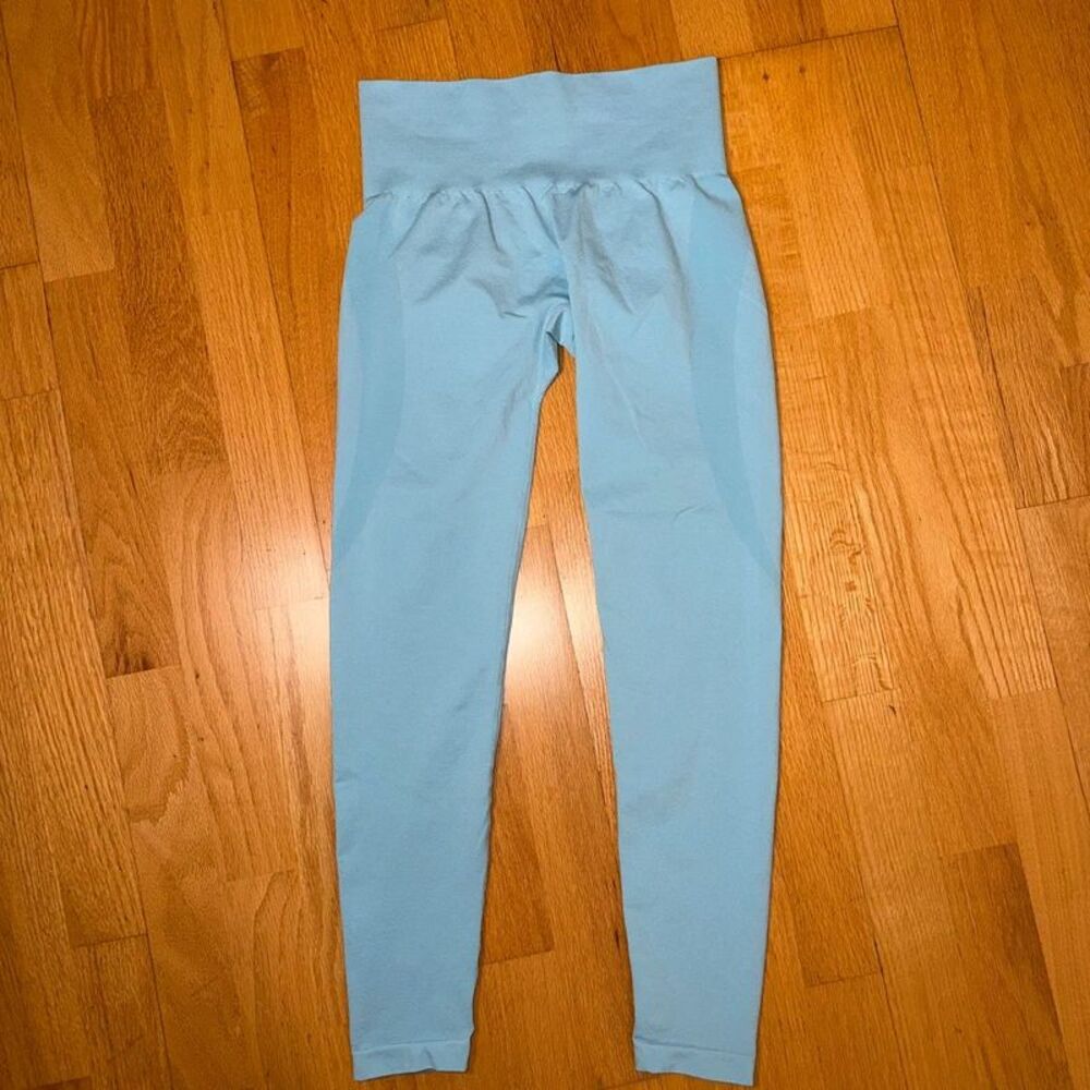 NVGTN Contour Seamless Leggings Pastel Blue M Solid Stretch Logo Compression Gym